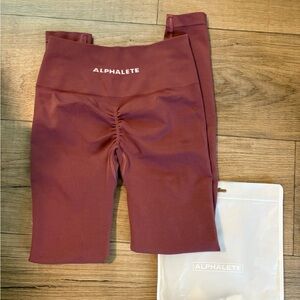 Alphalete High-Waist Amplify leggings